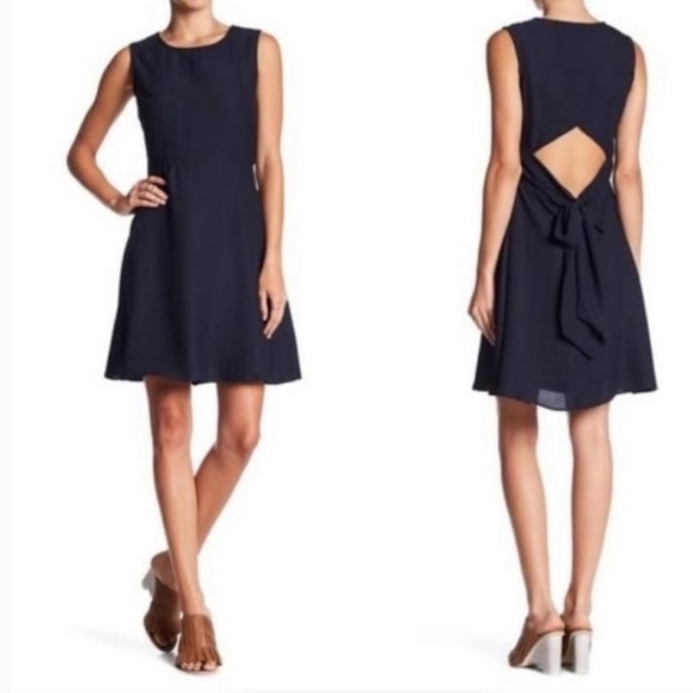 Dex Keyhole Dress #922427